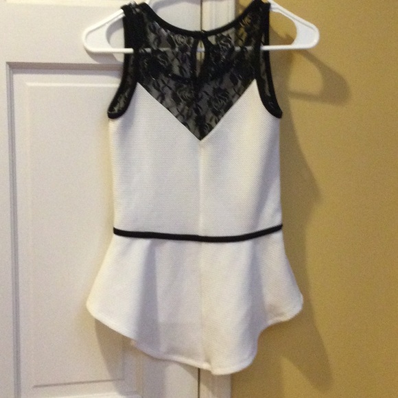 BCX white and black tank top,xs - Picture 4 of 7